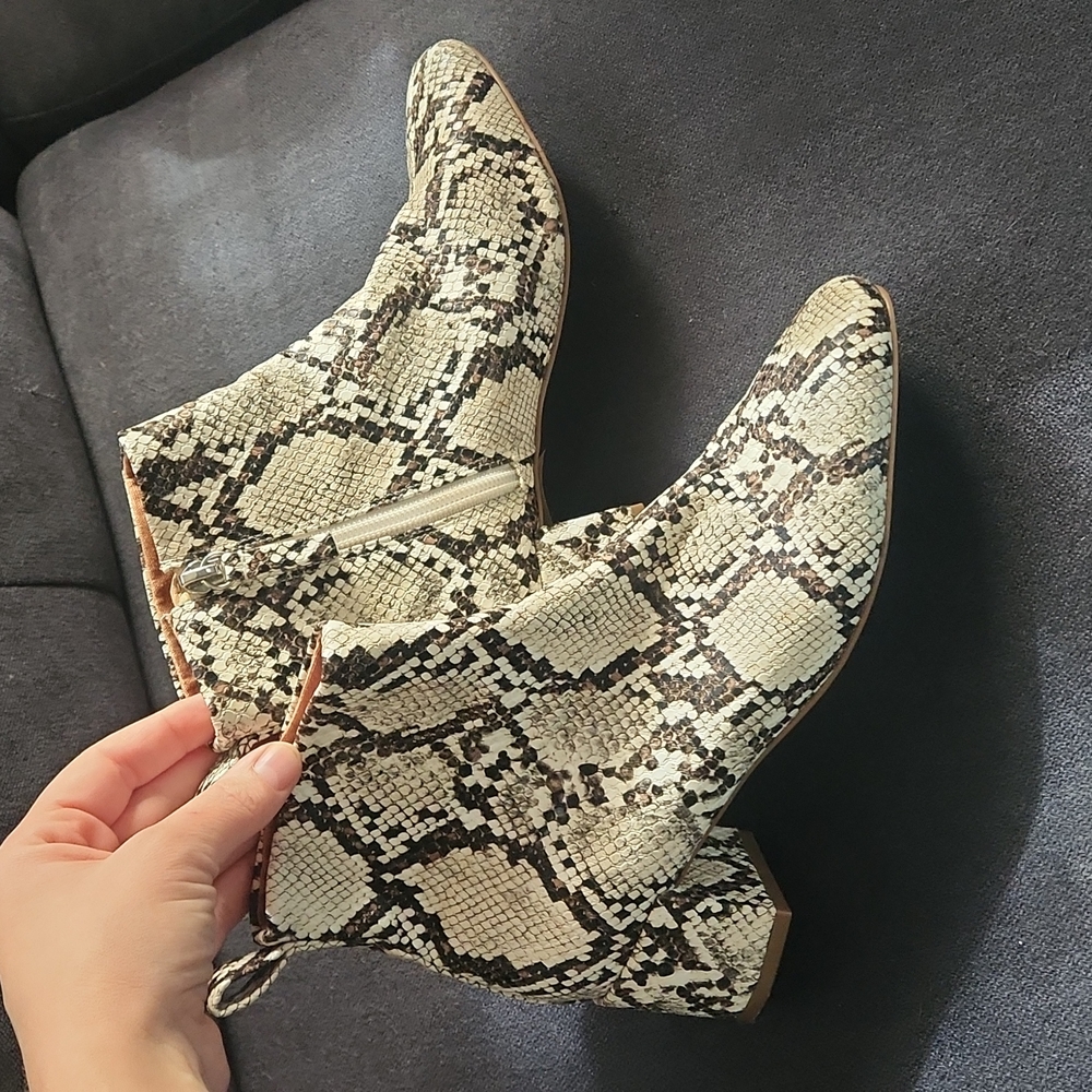 Urban Outfitters Boots